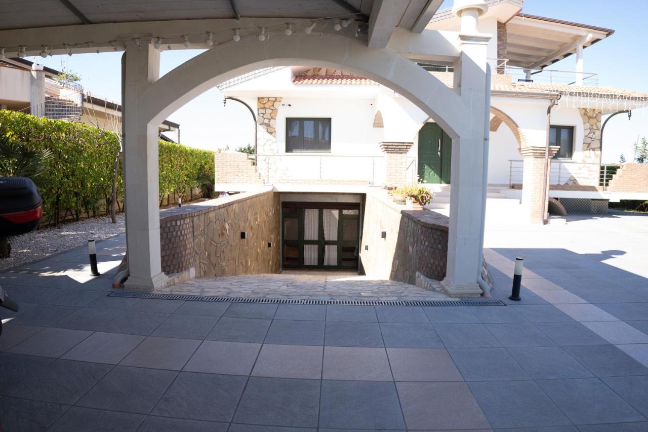 La Dimora Degli Artisti Bed & Breakfast Policoro Exterior photo