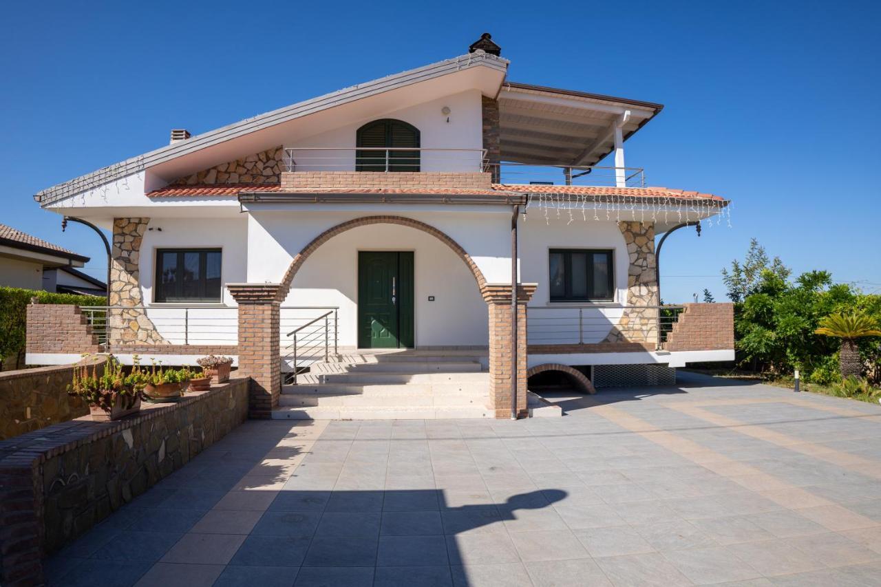 La Dimora Degli Artisti Bed & Breakfast Policoro Exterior photo
