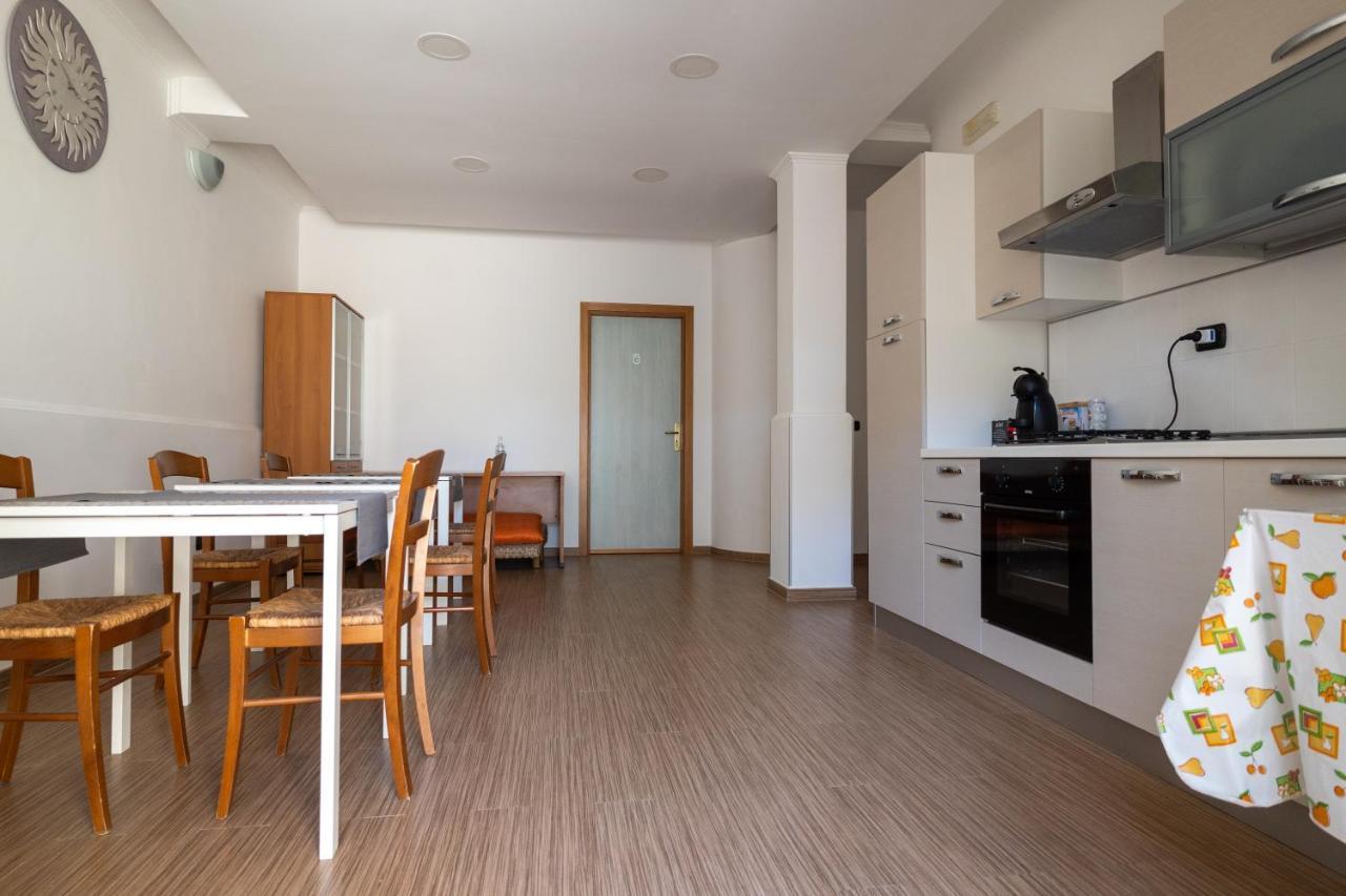 La Dimora Degli Artisti Bed & Breakfast Policoro Exterior photo