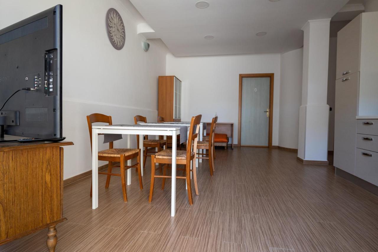 La Dimora Degli Artisti Bed & Breakfast Policoro Exterior photo